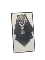 Load image into Gallery viewer, Brand Q Brooch Bow Ties2
