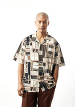 Load image into Gallery viewer, Stacy Adams short sleeves button Down Shirts
