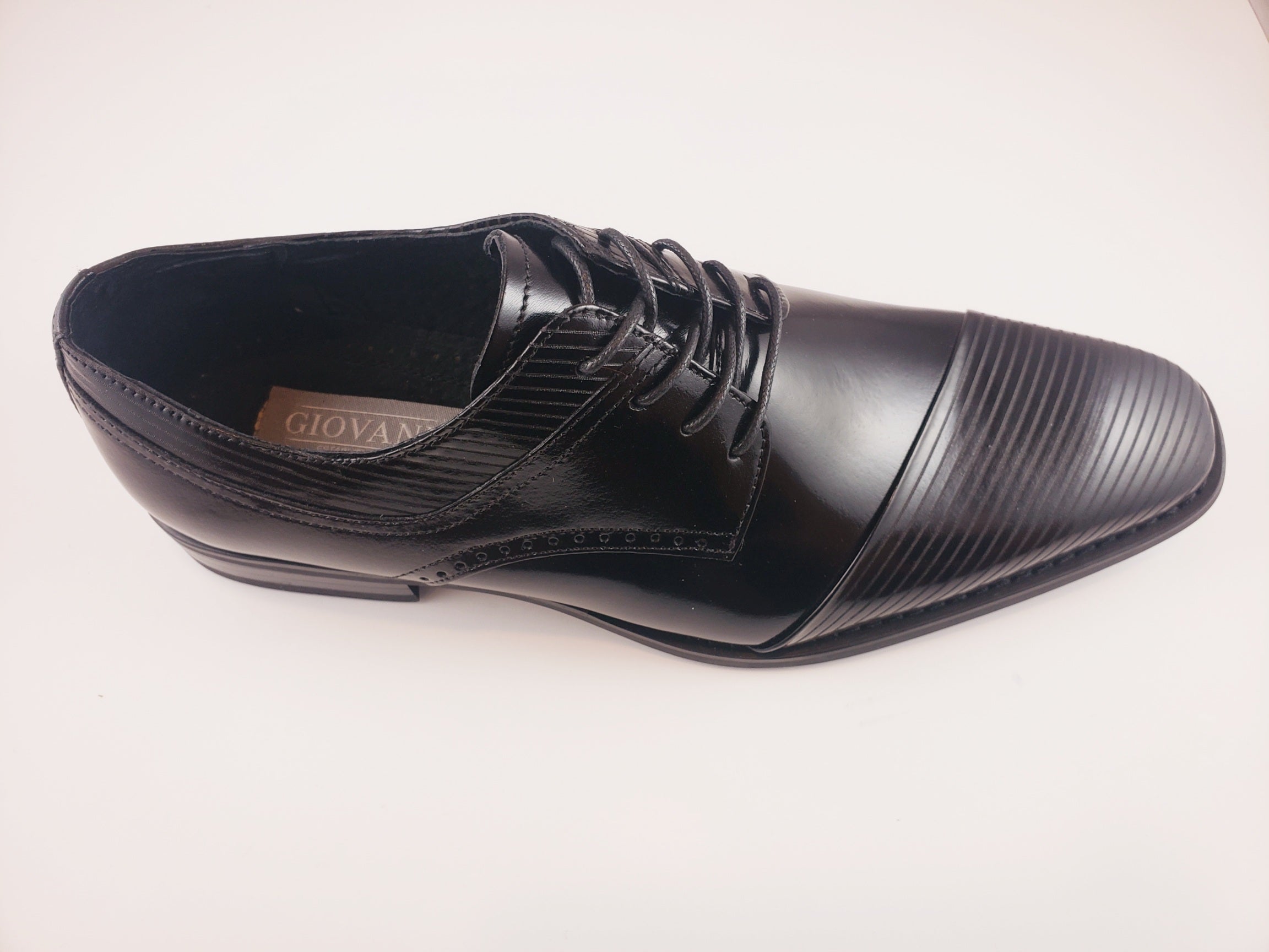 Giovani Lace up shoes