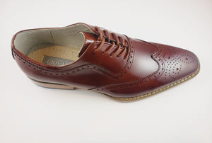 Giovani Wingtip shoes