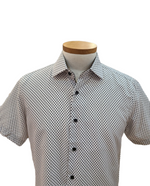 Load image into Gallery viewer, Button Down Wrinkle Free Shirt
