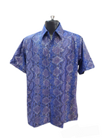 Load image into Gallery viewer, Pronti Button Down Anaconda Print shirt

